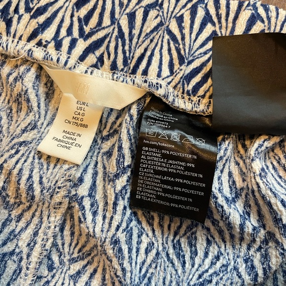 H&M Flowy Pants - Picture 2 of 5